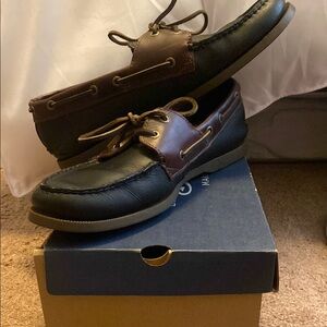 Bass Black and Brown Boat Shoes with Moccasin Toe